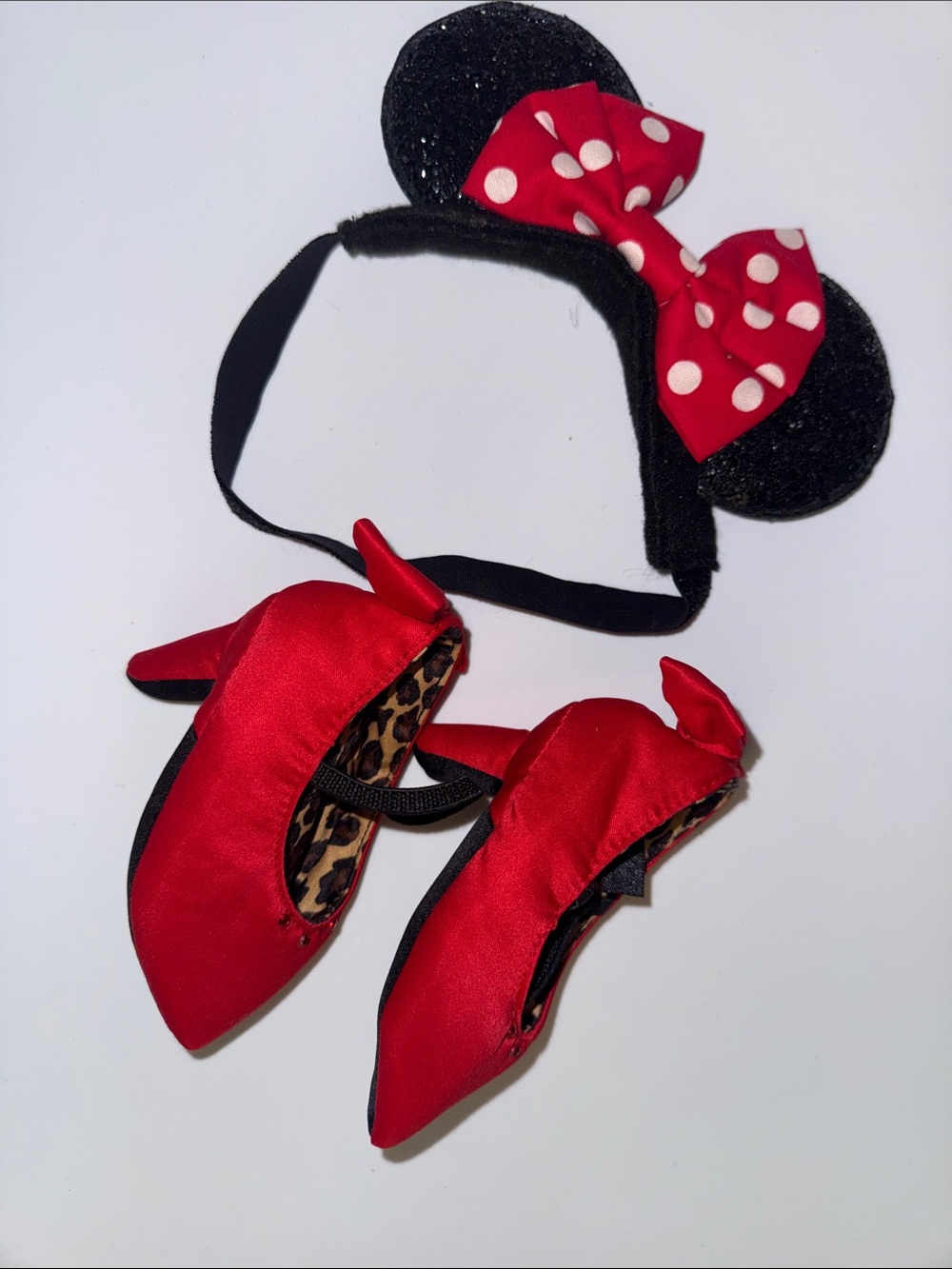 Red Minnie Mouse-Inspired baby Headband and Shoe Set
